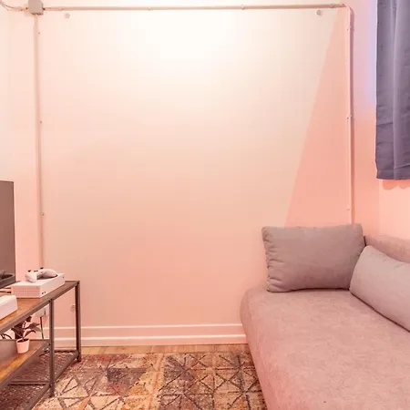 Pool Table Heaven, Workstation, 4k Tv, Netflix Leipzig